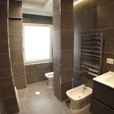 Signorile 2b With Private Bathroom And Kitchenette 巴里