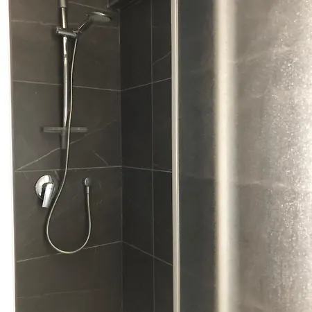 Signorile 2b With Private Bathroom And Kitchenette *